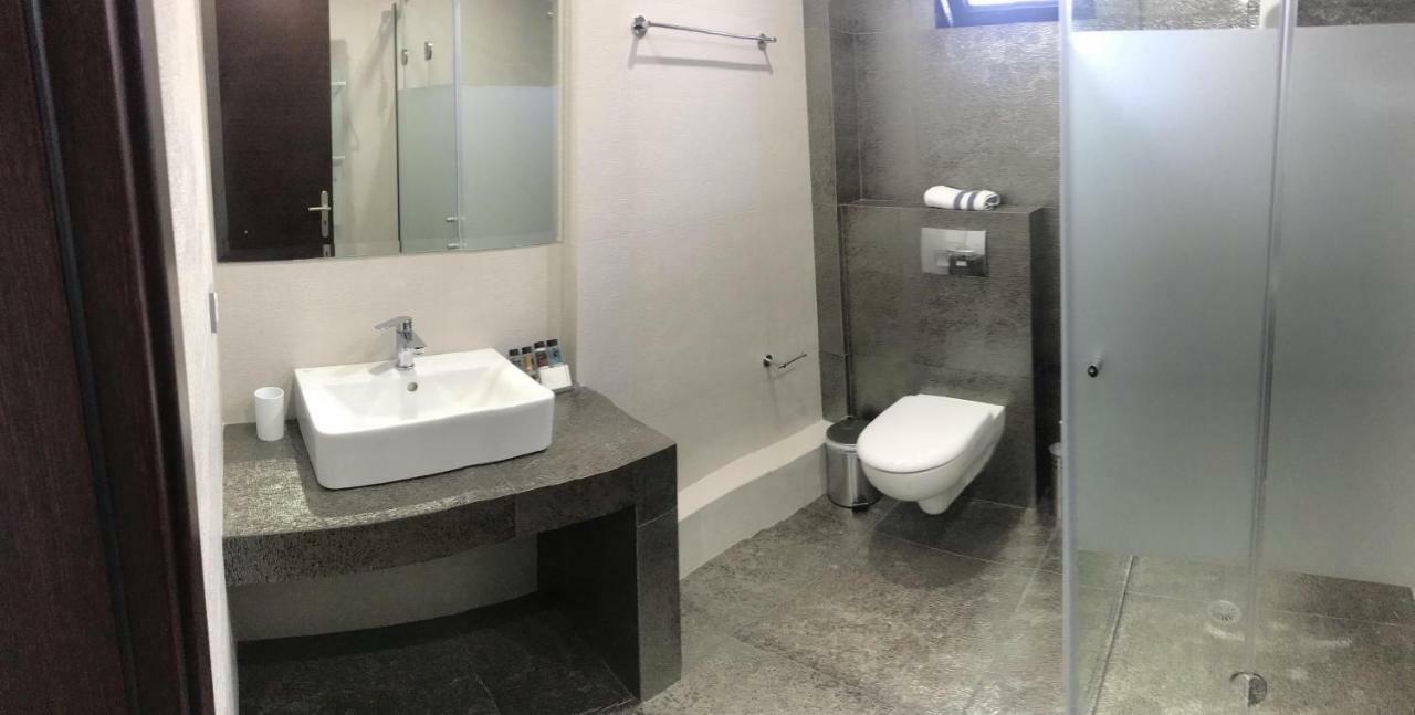Aenaon Rooms Нафплион Екстериор снимка